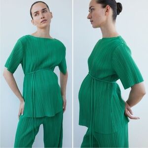 H&M Maternity Set
Size: S